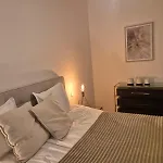 Holesovice Luxury Apartment *