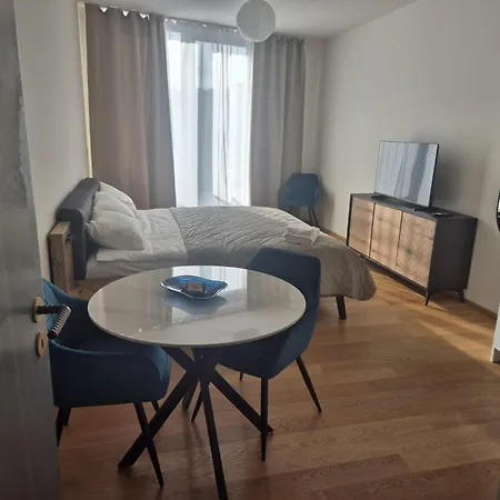 Holesovice Luxury Free Parking Prague