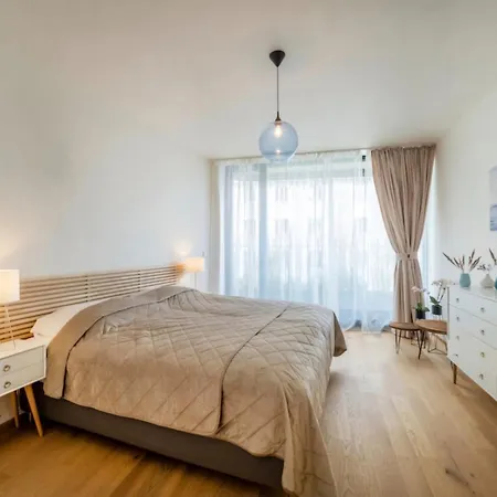 Holesovice Luxury Apartment *